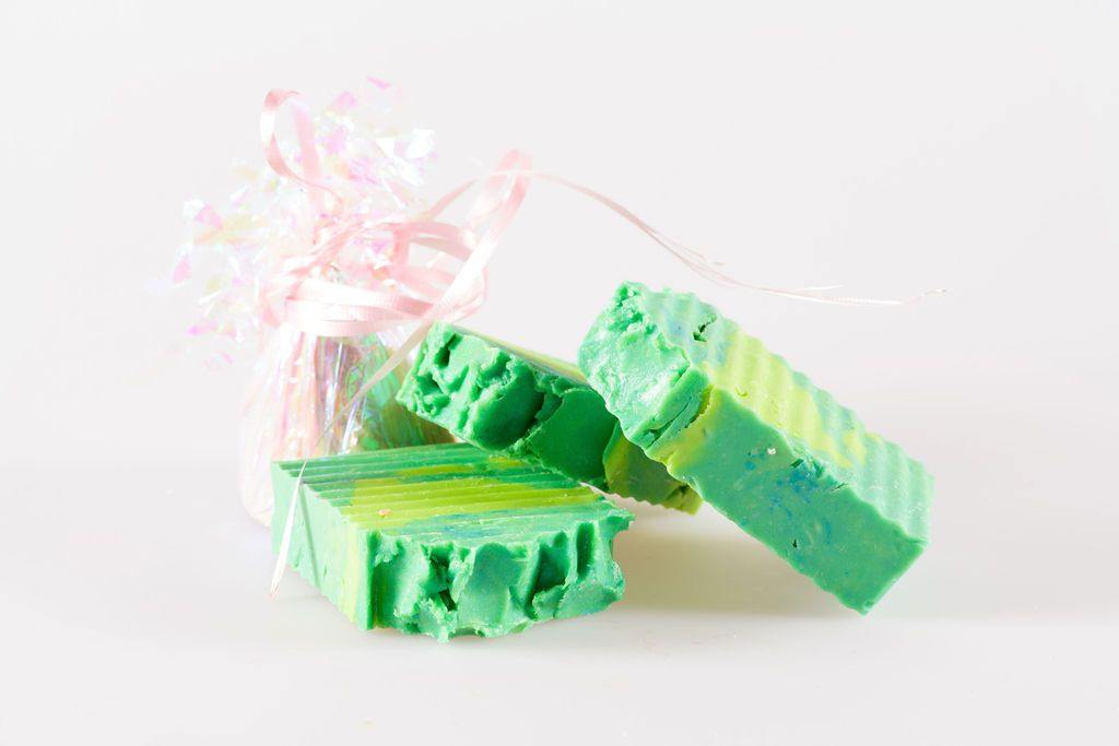 Artistry - Green, No Envy - Luxe & Ash